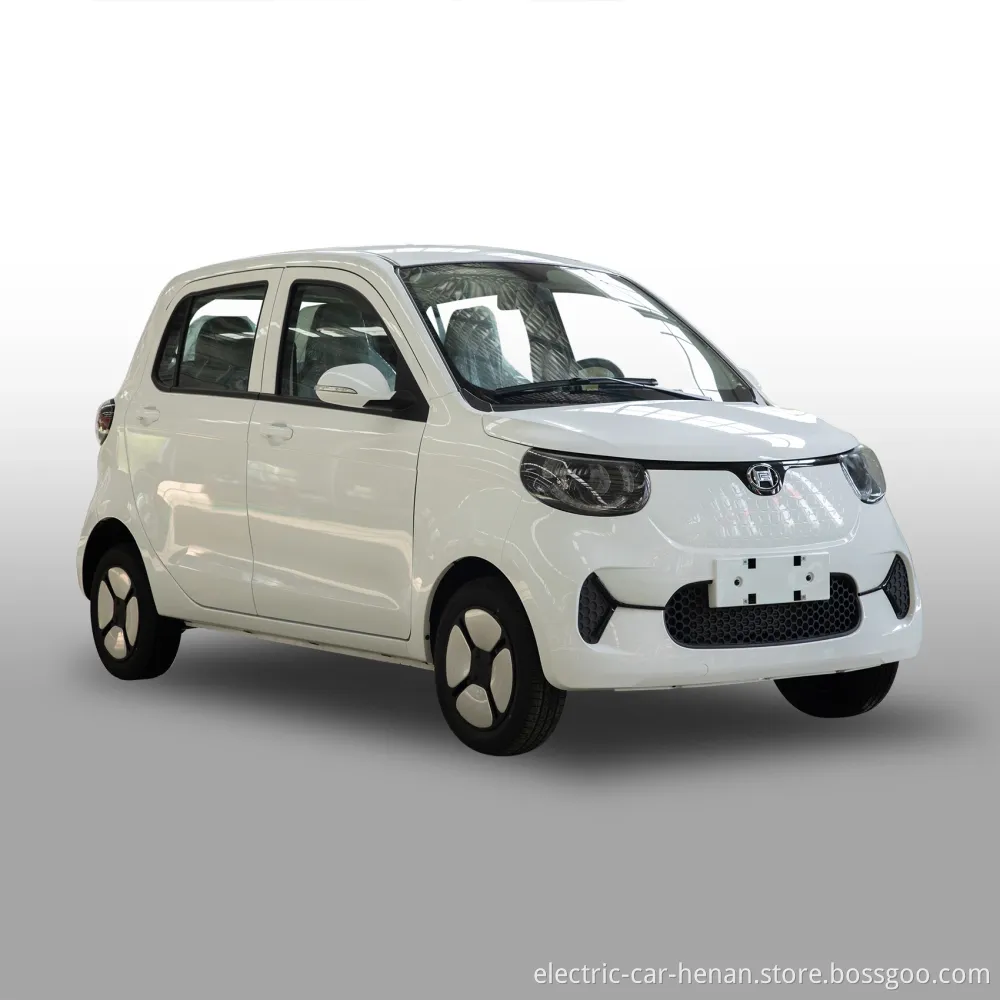 Classic Color Family EV Car 4 Seats Electric Car